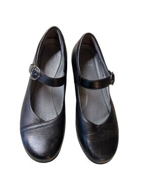 Women's Dansko, Fawna Mary Jane Pumps black leather strap shoes sz 40